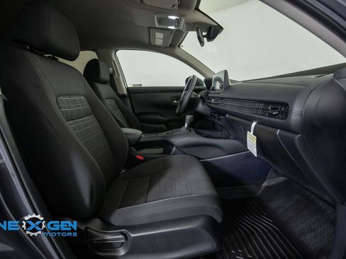 Used 2024 Honda HR-V LX image 41