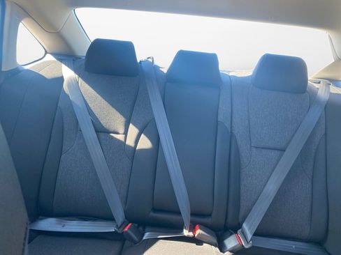 Used 2024 Honda Accord EX image 11