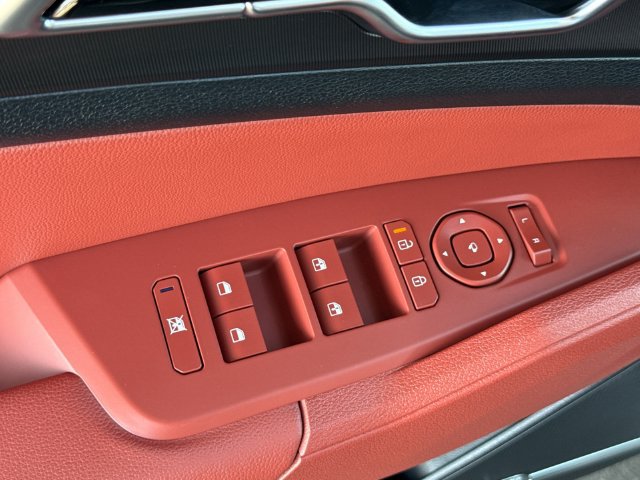 New 2026 Kia Sportage SX FWD image 11