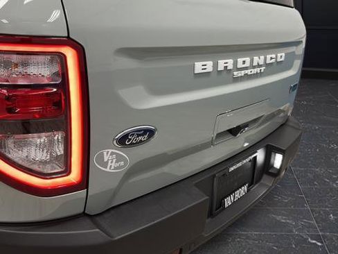 Used 2024 Ford Bronco Sport Outer Banks w/ Tech Package image 38