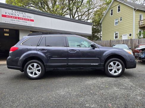 Used 2013 Subaru Outback 2.5i Limited image 4