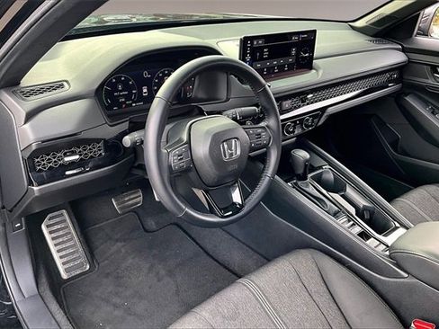 Used 2024 Honda Accord Sport image 16