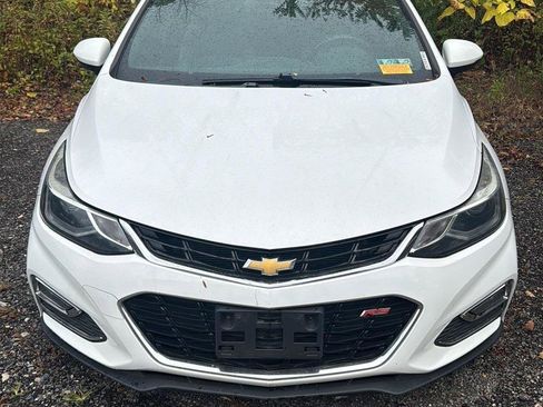 Used 2017 Chevrolet Cruze Premier image 11
