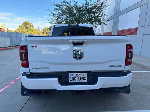 Used 2019 RAM 3500 Limited image 10