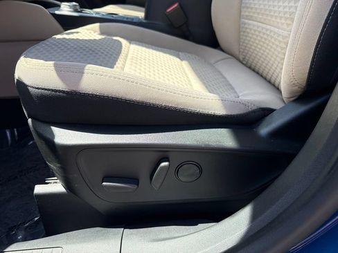 Used 2022 Ford Escape SE w/ Convenience Package AWD/4WD image 12