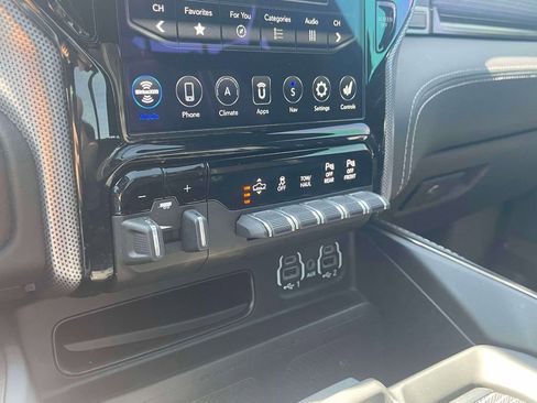 Used 2021 RAM 1500 Limited w/ Night Edition AWD/4WD image 32