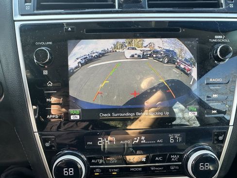 Used 2018 Subaru Legacy 2.5i Limited image 12