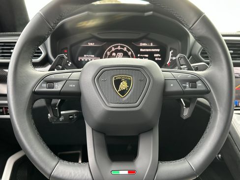 Used 2024 Lamborghini Urus Performante image 28