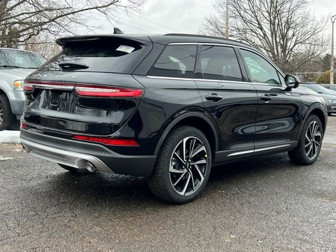 New 2026 Lincoln Corsair Reserve image 4