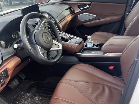 Used 2025 Acura RDX w/ Technology Package image 5