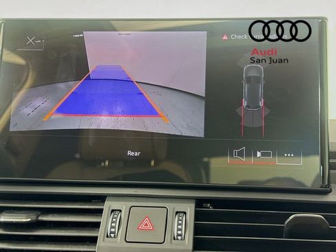 Used 2024 Audi Q5 2.0T Premium w/ Convenience Package image 16