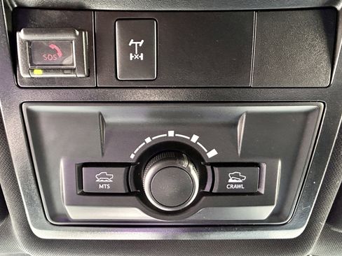 Used 2021 Toyota Tacoma TRD Off-Road image 35