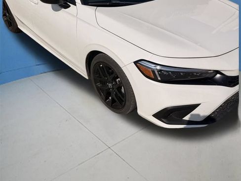 Used 2024 Honda Civic Sport image 1