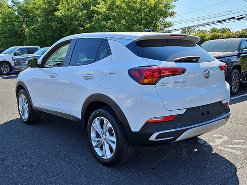 Certified 2023 Buick Encore GX Preferred w/ Cold Weather Comfort Package AWD/4WD image 4