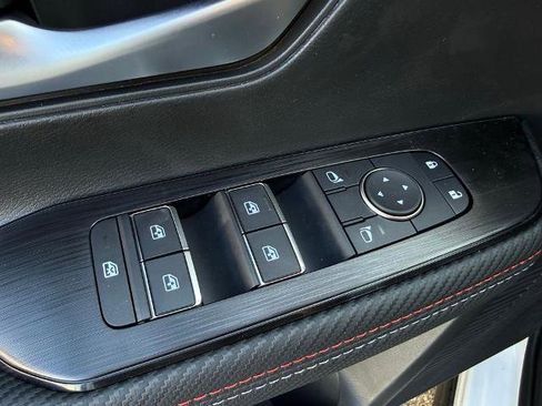 New 2026 Nissan Kicks SR w/ Cold Weather Package image 20