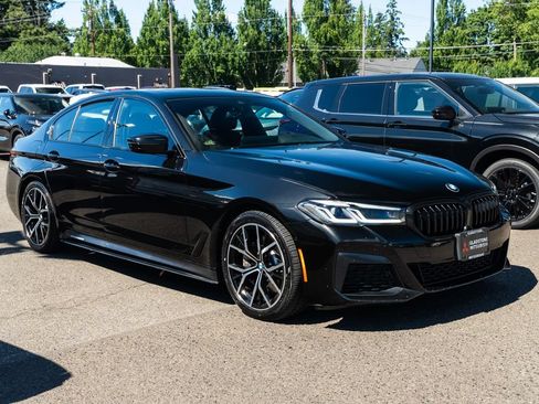 Used 2021 BMW 530i xDrive w/ M Sport Package AWD/4WD image 1