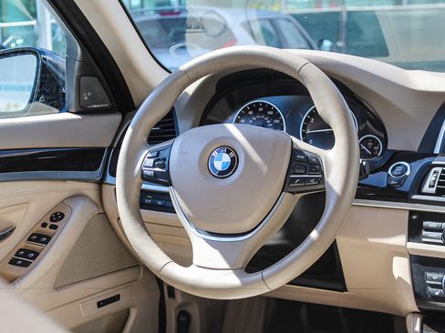 Used 2014 BMW 528i xDrive Sedan AWD/4WD image 14