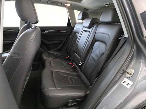 Used 2016 Audi Q5 2.0T Premium image 10
