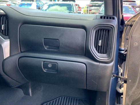 Used 2023 Chevrolet Silverado 1500 Custom AWD/4WD image 14