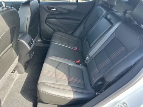 Certified 2023 Chevrolet Equinox RS FWD image 11