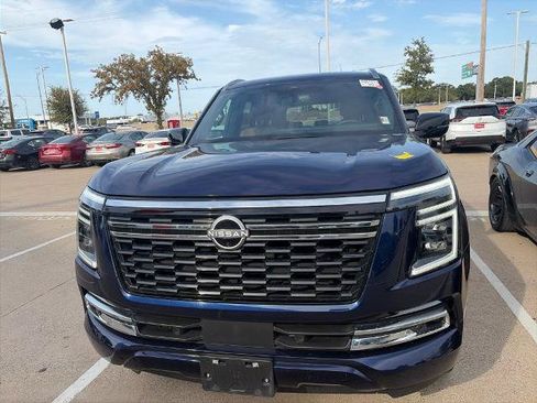 Certified 2025 Nissan Armada SL w/ Captain's Chari Seat Package AWD/4WD image 4