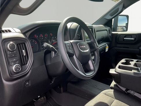 New 2026 GMC Sierra 2500 Pro AWD/4WD image 16