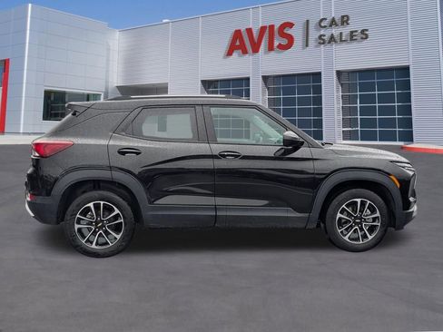 Used 2025 Chevrolet TrailBlazer LT AWD/4WD image 7