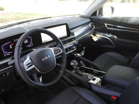 New 2025 Kia Telluride S image 20