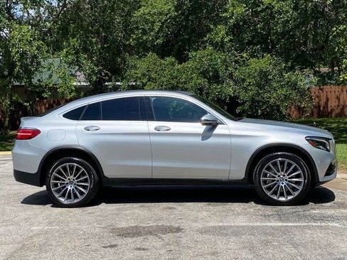 Used 2019 Mercedes-Benz GLC 300 4MATIC Coupe image 8