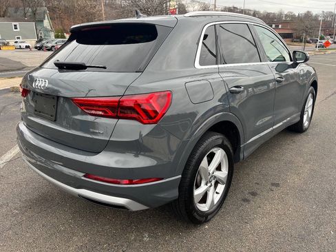 Used 2020 Audi Q3 2.0T Premium w/ Convenience Package image 2