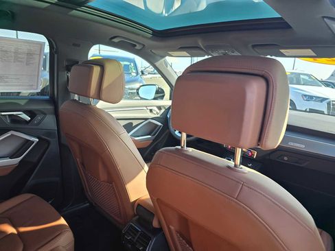 Used 2024 Audi Q3 2.0T Premium w/ Convenience Package image 15