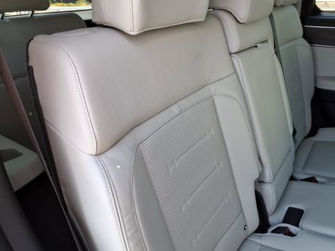 Used 2024 Hyundai Santa Fe Limited image 15