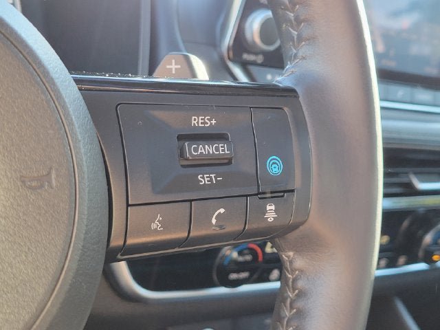 Used 2021 Nissan Rogue SV AWD/4WD image 12