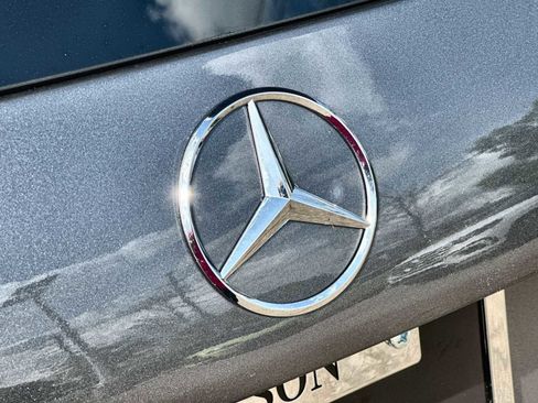 Used 2025 Mercedes-Benz GLB 250 image 16