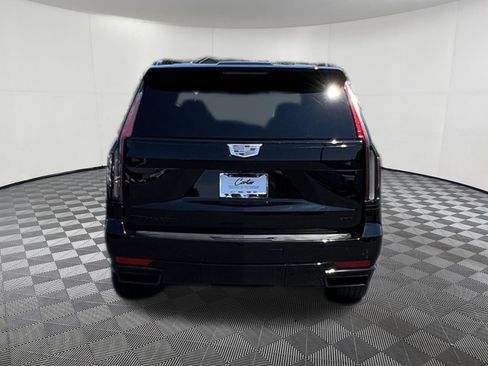 Used 2023 Cadillac Escalade Sport w/ LPO, ONYX Package AWD/4WD image 5