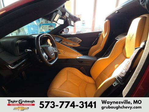 Used 2025 Chevrolet Corvette Stingray Preferred Cpe w/ Z51 Performance Package RWD image 14