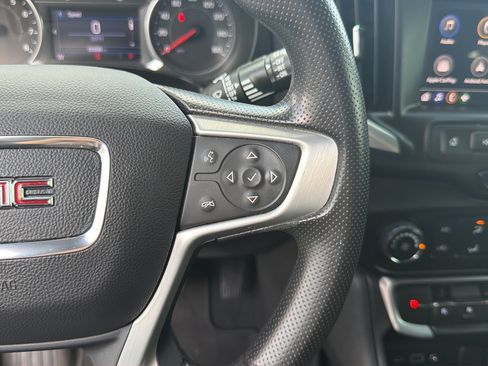 Used 2022 GMC Terrain SLE FWD image 27
