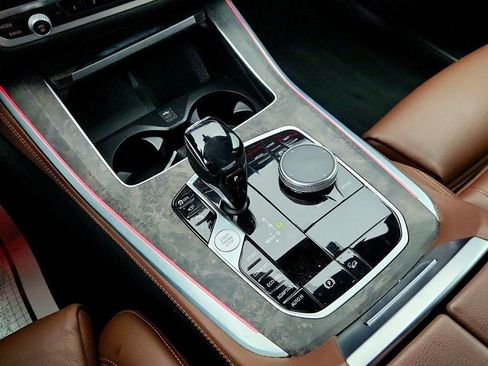 Used 2020 BMW X5 xDrive40i w/ M Sport Package AWD/4WD image 16