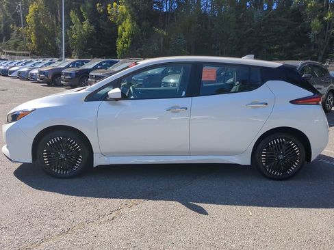 Used 2024 Nissan Leaf SV Plus image 8