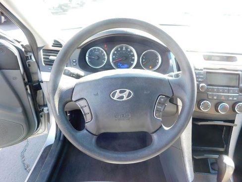 Used 2010 Hyundai Sonata GLS image 18