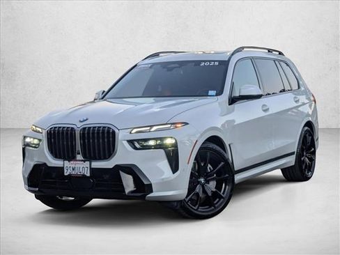Used 2025 BMW X7 xDrive40i w/ M Sport Package image 1