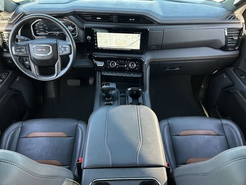 Used 2023 GMC Sierra 1500 AT4 w/ Technology Package AWD/4WD image 20