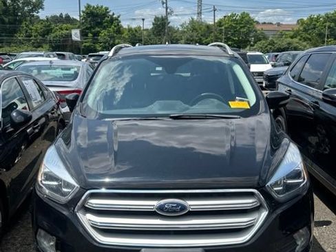 Used 2019 Ford Escape Titanium AWD/4WD image 1