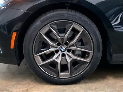 Used 2026 BMW 540i xDrive w/ Executive Package AWD/4WD image 12