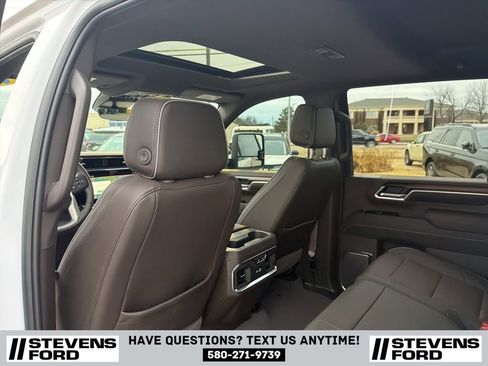 Used 2024 GMC Sierra 2500 Denali w/ Denali Reserve Package image 43