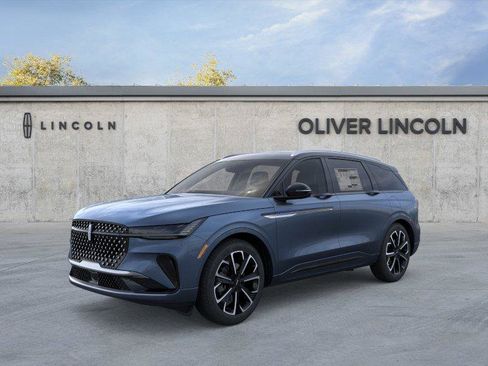 New 2026 Lincoln Nautilus Reserve image 1
