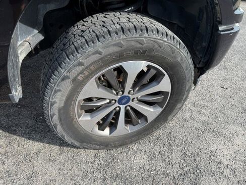 Used 2019 Ford F150 XL w/ Equipment Group 101A Mid AWD/4WD image 9