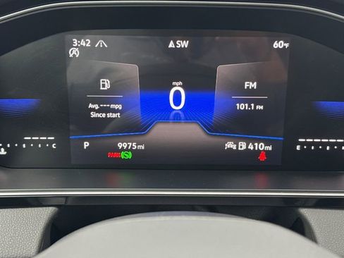 Certified 2025 Volkswagen Jetta S image 44