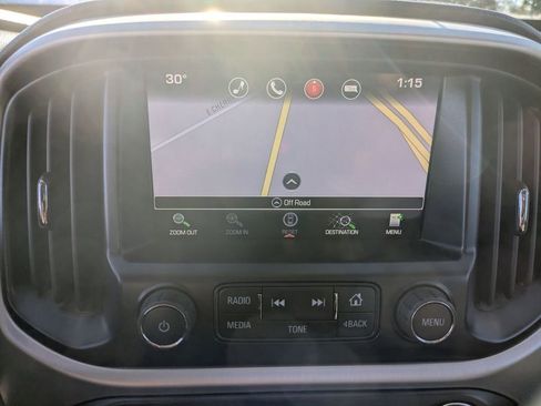 Used 2016 GMC Canyon SLT image 18