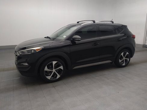 Used 2017 Hyundai Tucson Sport FWD image 2